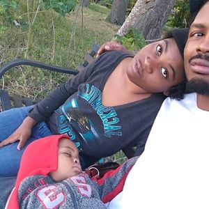 Meet your Posher, Devvin